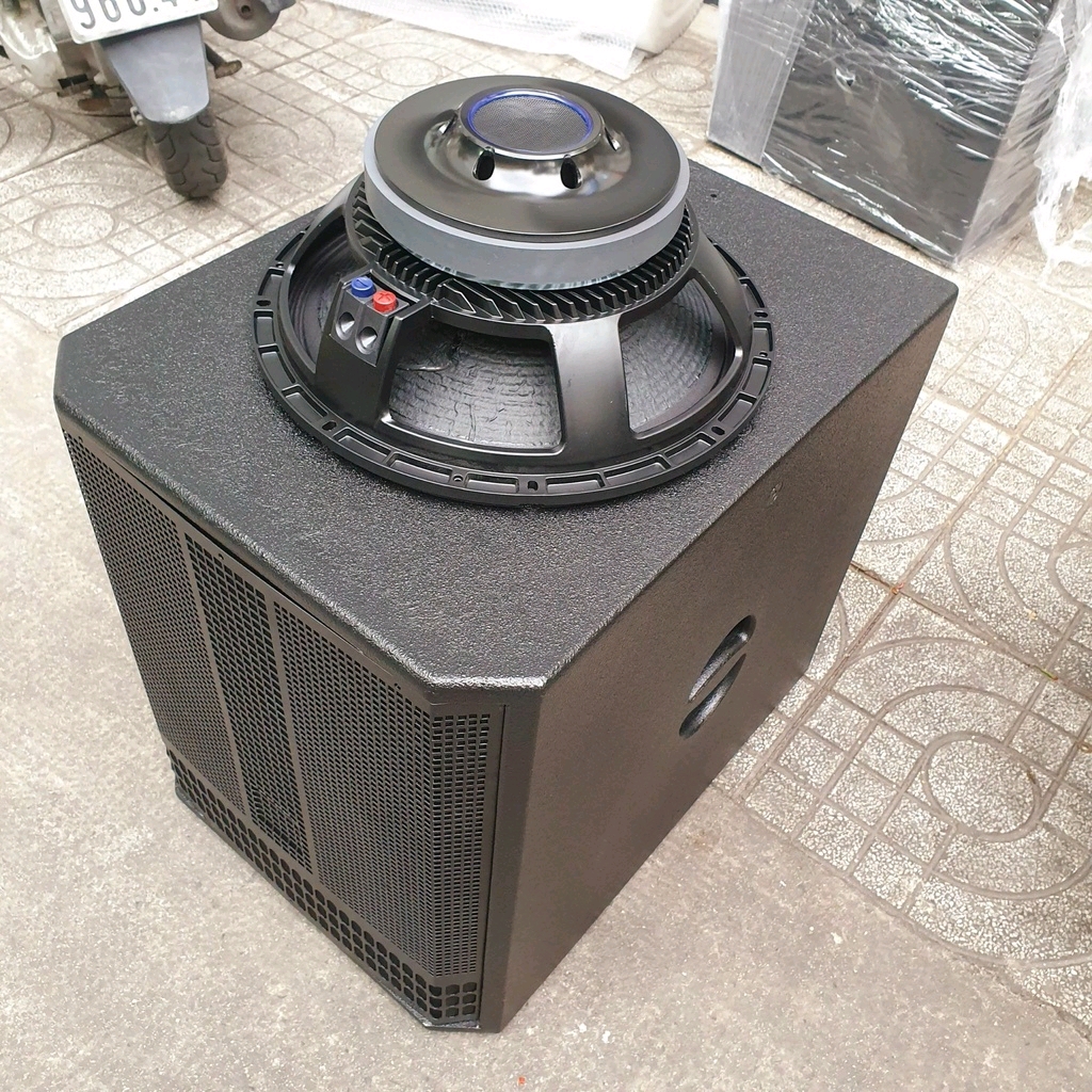 Loa Sub 40 BASS SUB COIL 100 TỪ 220 RCF